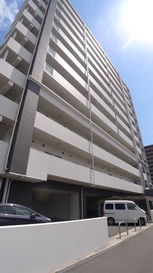 アルファレガロ西古松