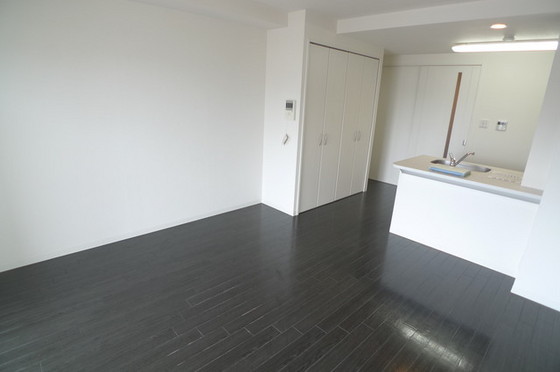 アルファレガロ西古松