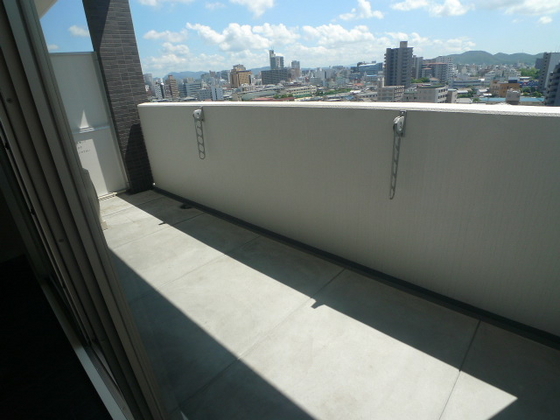 アルファレガロ西古松