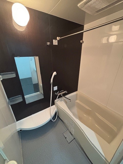 アルファレガロ西古松