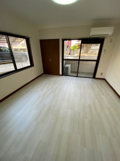 マップコーポレーション