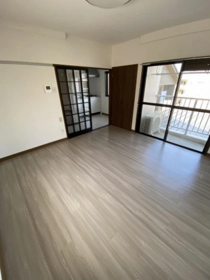 マップコーポレーション