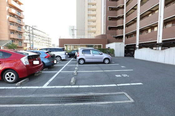 厚生町クラウンズマンション