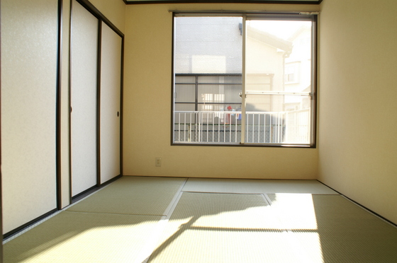 フォーブル吉村 A棟