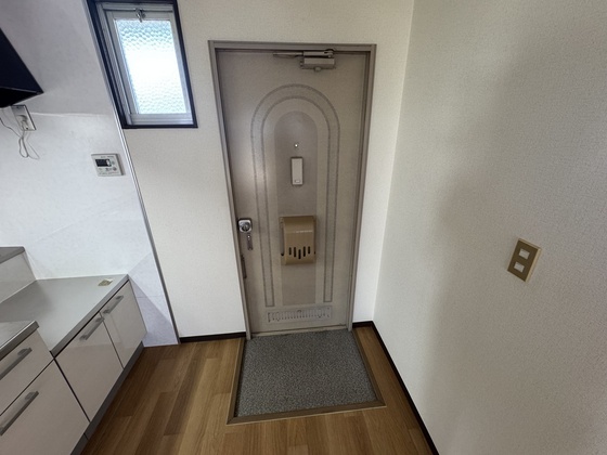 フォーブル吉村 A棟