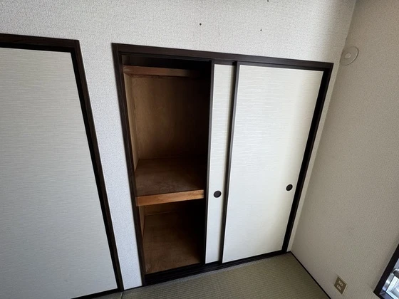 フォーブル吉村 A棟