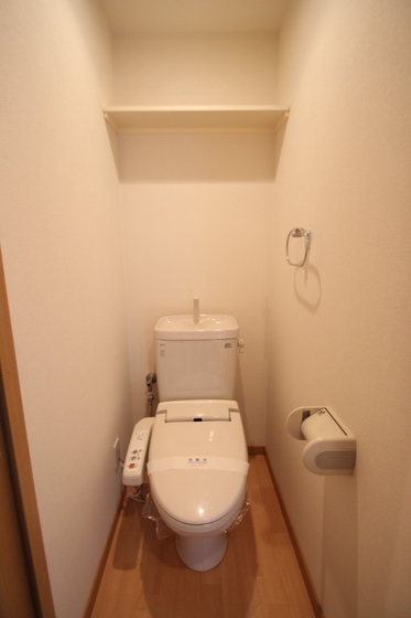 ウイング21中山下