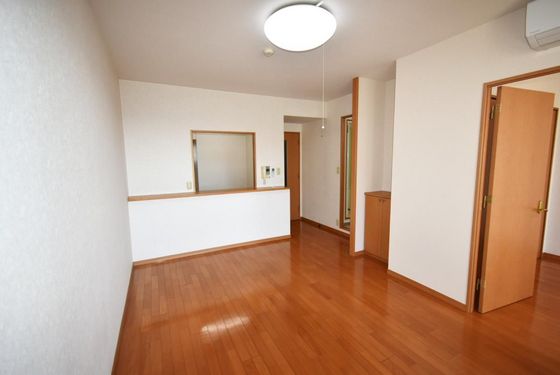 クレストシティ中井町