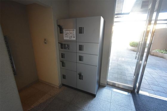 クレストシティ中井町