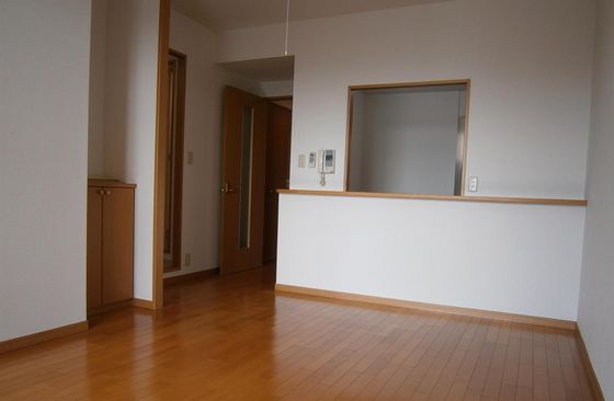 クレストシティ中井町