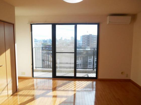 クレストシティ中井町