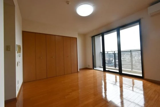 クレストシティ中井町