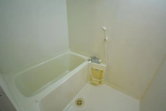 クレストシティ中井町