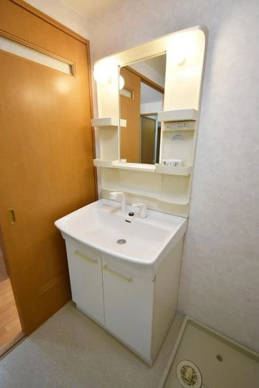 クレストシティ中井町