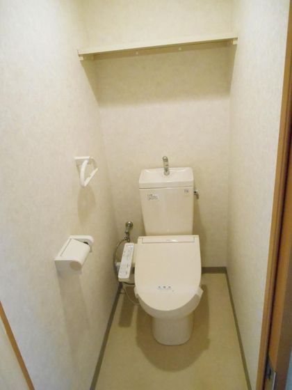 クレストシティ中井町