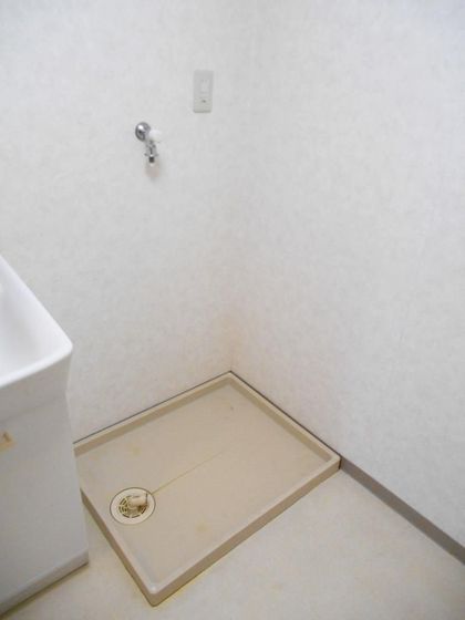 クレストシティ中井町