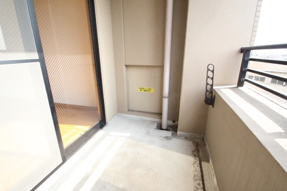 クレストシティ中井町