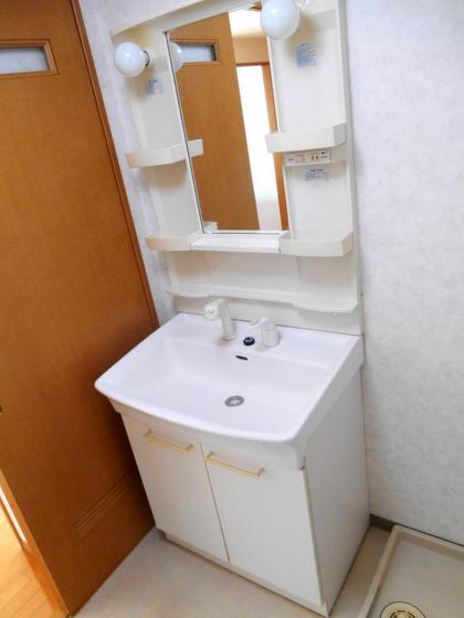 クレストシティ中井町