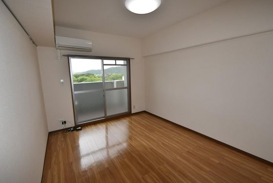 イマージュ・シャトー