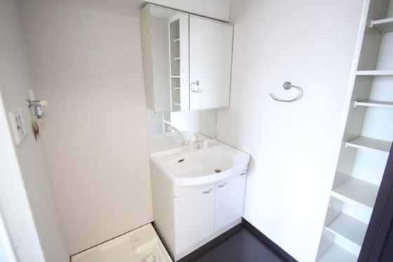 OWLSTYLE NISHIKIMACHI Ⅱ