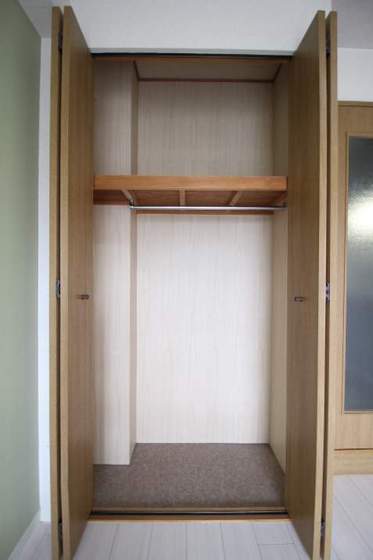 ジュネス医大東