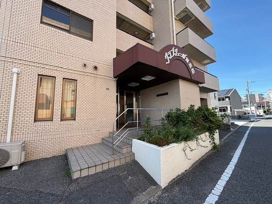 グランデュール東古松