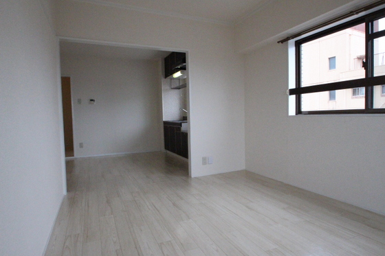 グランデュール東古松