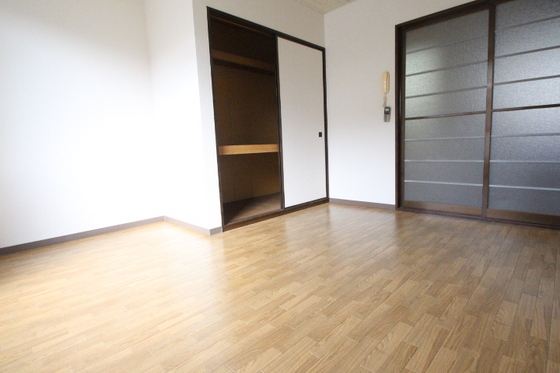 プリエール新屋敷