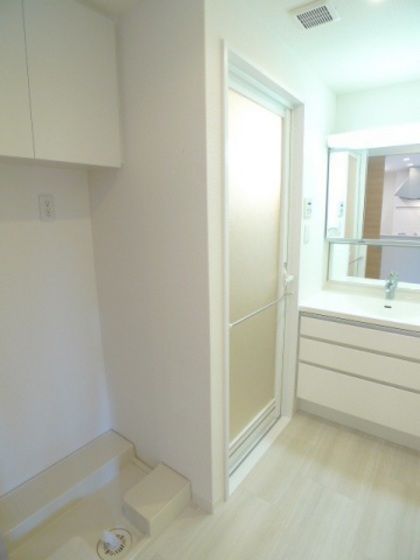 アルファスマート西川緑道公園