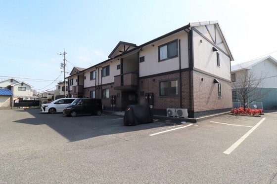 メゾンプリネール B棟