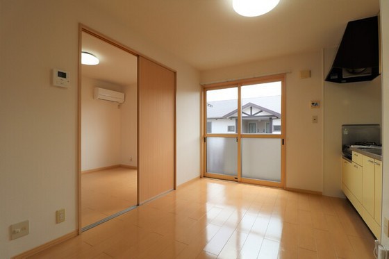 メゾンプリネール B棟