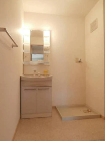 メゾンプリネール B棟