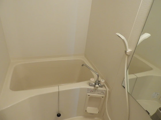 ストークシャトル B棟