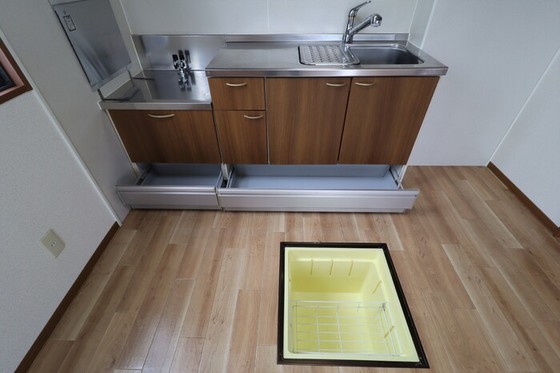 ストークシャトル B棟