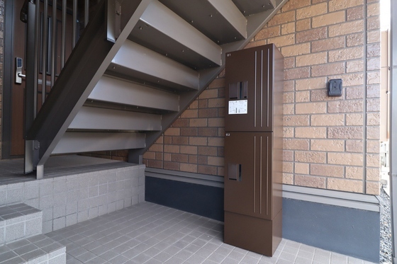 ストークシャトル B棟