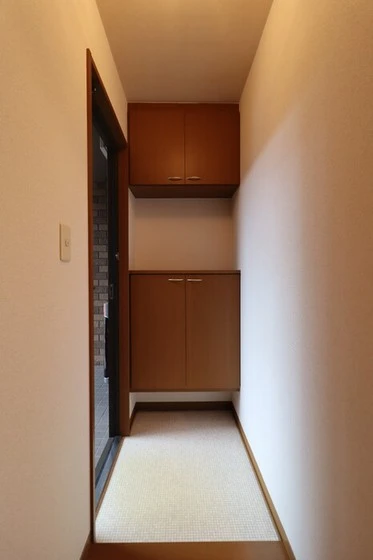 ストークシャトル B棟