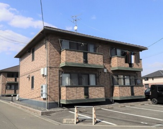 ストークシャトル B棟