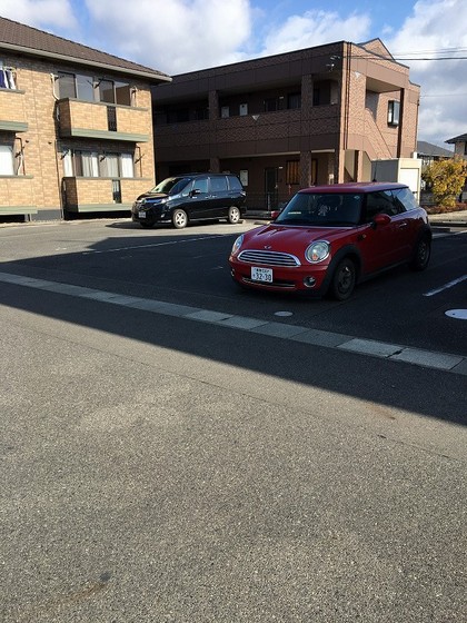 ストークシャトル B棟