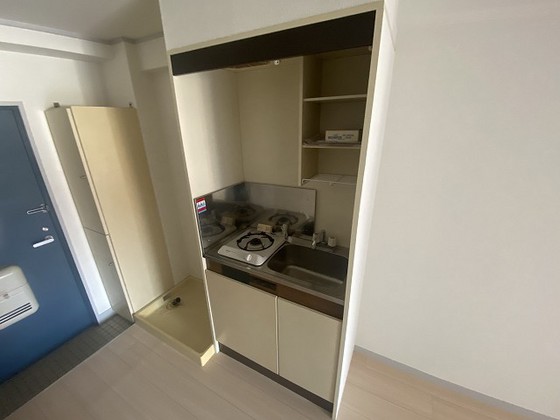 サンシャイン向洋