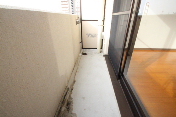 サダーズ伊福町