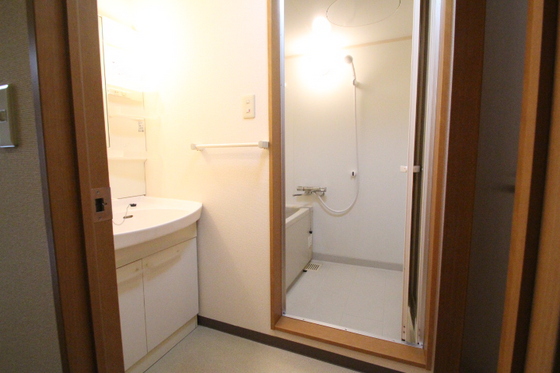 サダーズ伊福町