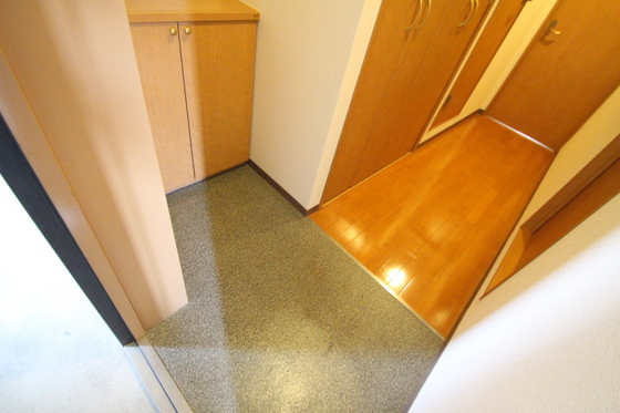 サダーズ伊福町