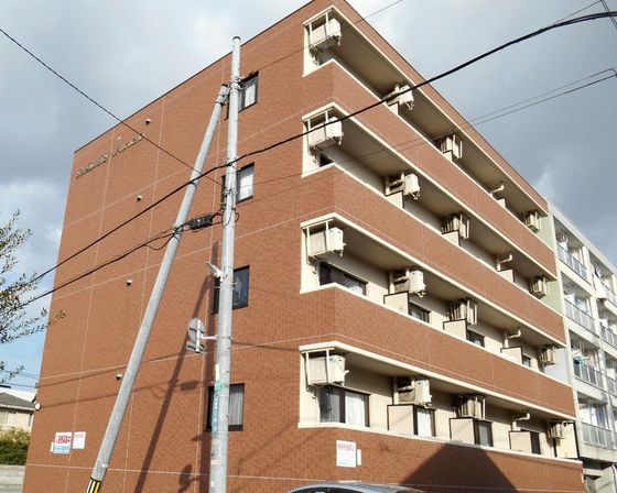 サダーズ伊福町
