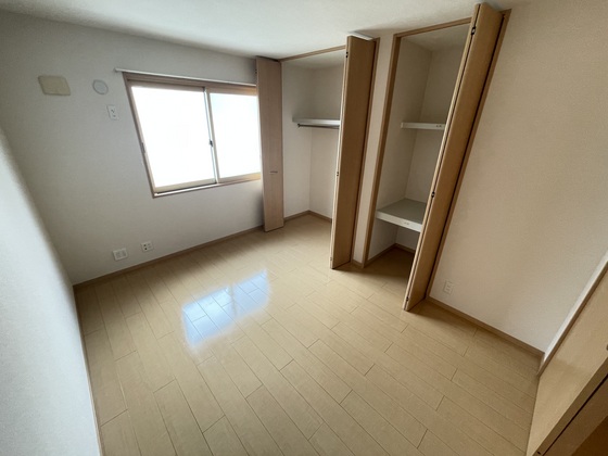 ローズコートKAREN