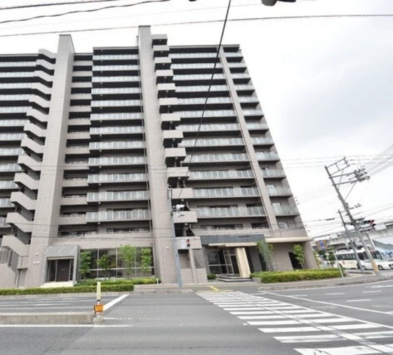 ロイヤルガーデン大元駅前