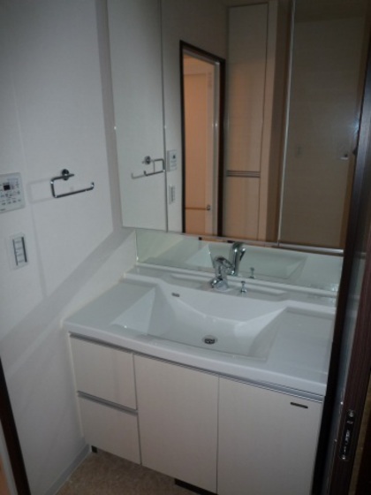 ルミノ平和町リベールタワー