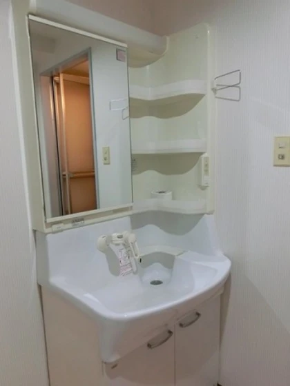 グランデュール今2号館