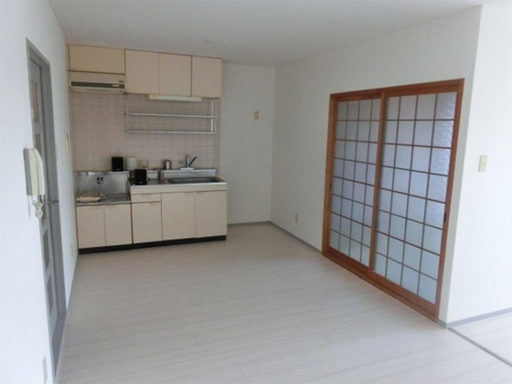 グランデュール今2号館