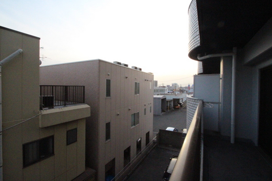 グランデュール今1号館