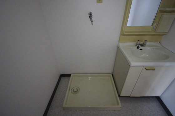 グランデュール今1号館